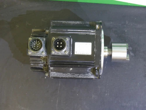 YASKAWA SGMGH-09D2A61-OY AC SERVO MOTOR USED