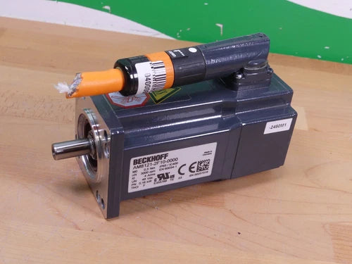 Beckhoff AM8121-2F10-0000 servo motor see pictures