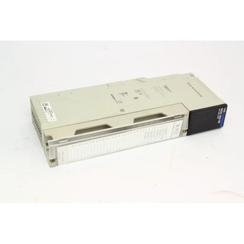 SCHNEIDER ELECTRIC 140DDO35300 140 DDO 353 00 24V dc out (B825)