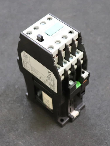 SIEMENS Hilfssch¨¹tz Control relay 3TH4244-0LB4 44E 4NO + 4NC Us=24VDC - in OVP