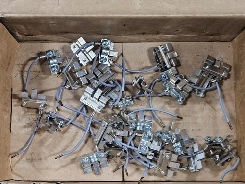 Siemens AGG5.110 NEW (29 PIECES)