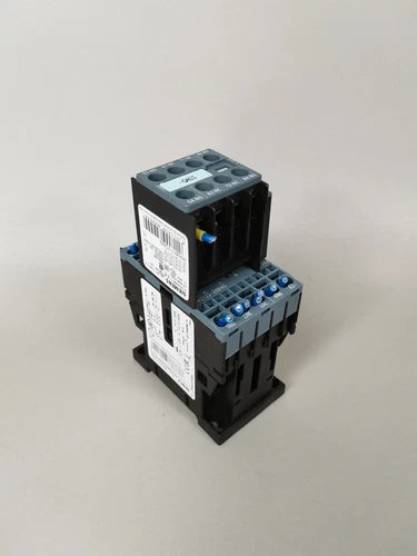 Siemens 3RH2122-2BB40 + 3RH2911-1GA22 + 3RT2916-1BB00