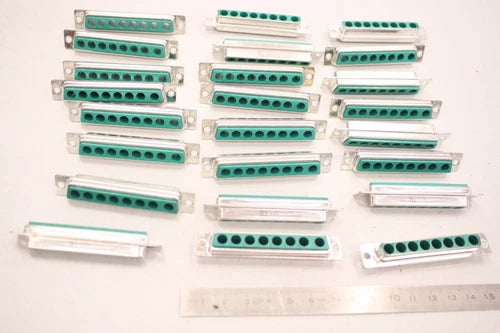 24x 09694000088 D-Sub 8P FML Shell 8W8 8 Special Stecker Buchseneinsatz