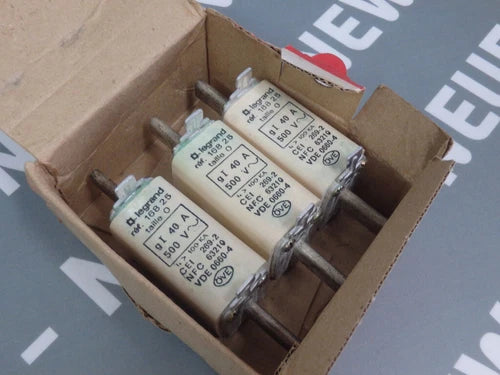 16825 - LEGRAND - 16825 / Cartouche taille 0 gI 40A 500V NOVO