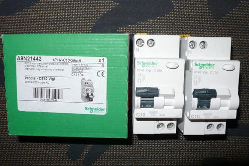DISJONCTEUR DIFERENTIEL 10A 30mA TIPO AC SCHNEIDER ELECTRIC A9D21442 MERLIN GER