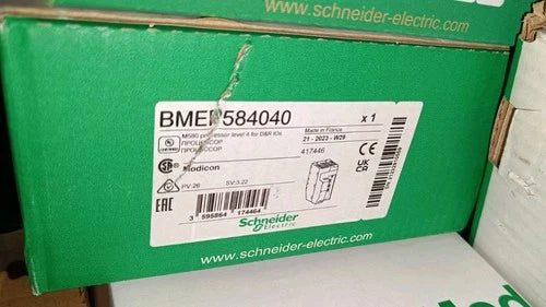 施耐德 BMEP584040，新！！ ，环境好！ FACTURA 发票担保？A