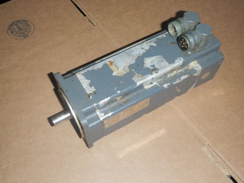 Siemens PERMANENT Motor 1FT5046 0AC01-1-Z  _ Z: K04 K18 K31 K42 K93