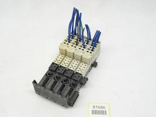 Siemens  6ES7193-4CD30-0AA0 / 6ES7 193-4CD30-0AA0 / Inhalt : 4 St¨¹ck