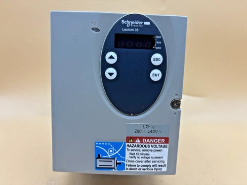 SCHNEIDER ELECTRIC LEXIUM 05A LXM05AD17M2 1.2kW, SERVO DRIVE
