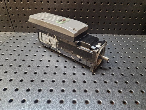 Elau Schneider Electric ILM0702P01F0000 Servomotor #2