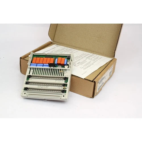 Schneider electric 114765 170ADM39030 I/O Base Relay (B1146)