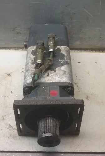 Siemens Permanent Magnet Motor_1FT5072-1AF71-1FA0_Encoder_Rod 320.005 _USED