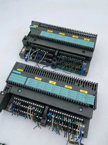 2 x SIEMENS SIMATIC ET 200B 24DI / 8DO 133-0BN01-0XB0 + 193-0CB10-0XA0