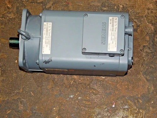 Siemens 3~ Permanent-Magnet-Motor 1FT5102-0AC01-2-Z Used