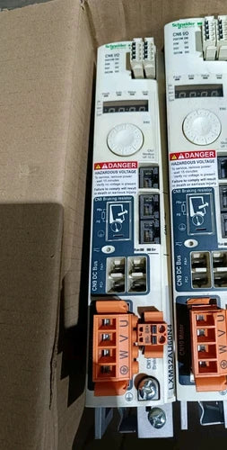 施耐德 lxm32au60n4，环境 Rápido！ FACTURA 发票担保？非常新！！！