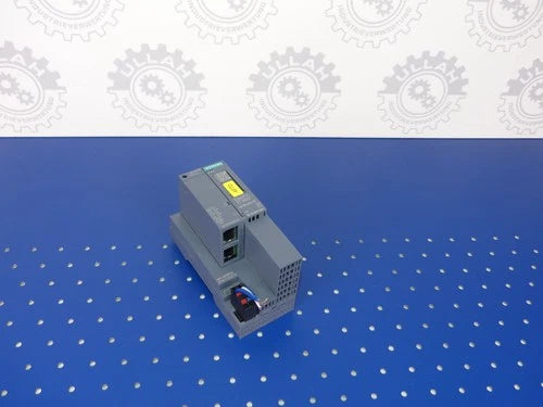 Siemens 6ES7 155-6AU01-0BN0 + 6ES7 193-6AR00-0AA0