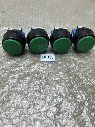 (4) NEW NO BOX FUJI ELECTRIC GREEN PUSHBUTTON AR30M3R