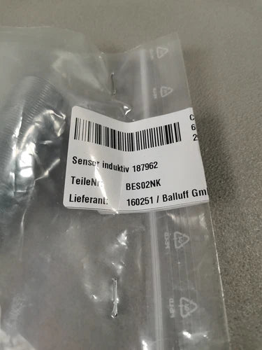 Balluff BES02NK BES M18EI-PSC72B-S04G-S01 ohne Zubeh?r NEU