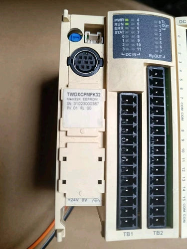 TWDLMDA20DRT PV:01 SV1.12 RL03 + TWDXCPMFK32 - 施耐德 TWIDO GARANT？A FACTURA