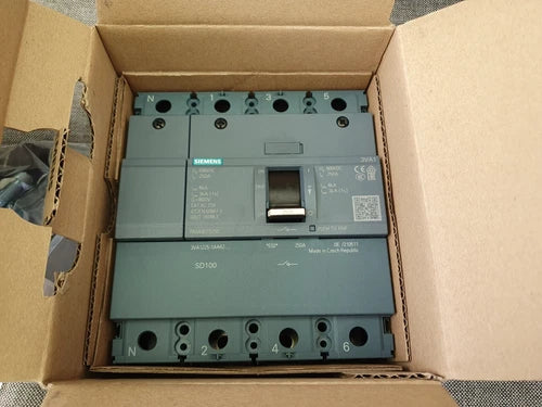 SIEMENS 3VA1225-1AA42-0AA0 / 3VA12251AA420AA0 NEW