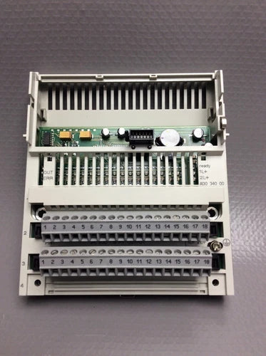 170ADO34000 - SCHNEIDER ELECTRIC Modulo Di Uscita Discreto RICONDIZIONATO