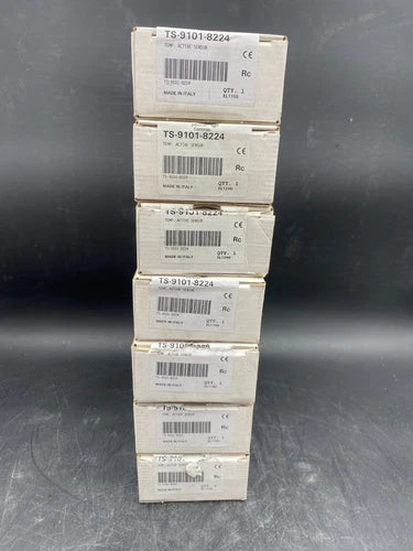 1 peça x SENSOR DE TEMPERATURA ATIVO JOHNSON CONTROLS TS-9101-8224