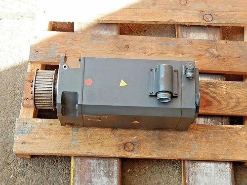 Siemens 1FT6105-1AC71-3EH1 3~Servo Motor Used