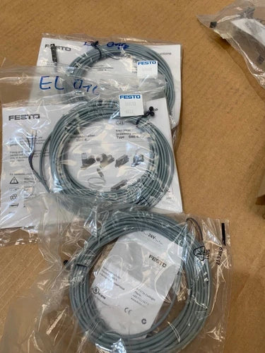 1 x Festo Proximity sensor SME-8-O-K-LED-24 160251