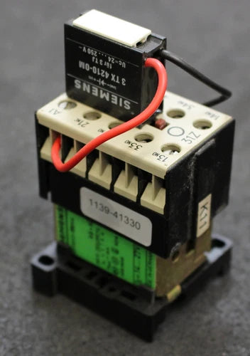 SIEMENS Hilfssch¨¹tz 3TJ1001-0BX4 inklusive 3TX4210-0M 3S+1? Uc=14-27VDC