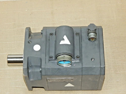 Siemens  3~  Motor  1FT6081-8AH71-1AK0  Used