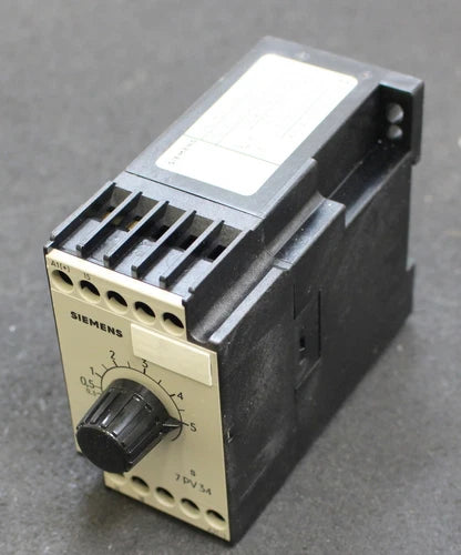 SIEMENS Elektronisches Zeitrelais 7 PV 3430-1GA  220V 50/60Hz t=0/0,3-5s