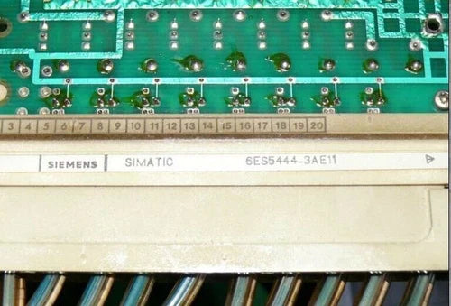 SIEMENS SIMATIC S5 6ES5444-3AE11 // 6ES5 444-3AE11 //  6ES54443AE11