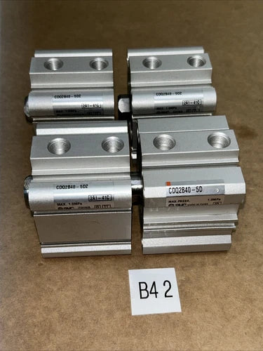 (4) SMC CDQ2B40-5DZ PNEUMATIC CYLINDERS  NNB FAST SHIPPING! + WARRANTY