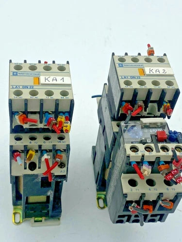 2pc x Telemecanique LA1DN22 +1 LR2D13
