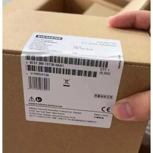 New Siemens 6ES7 288-1ST30-0AA1 6ES7288-1ST30-0AA1 SIMATIC S7-200 SMART CPU ST30