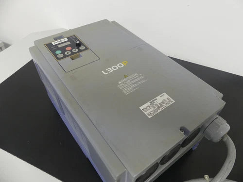 Frequency inverter Hitachi L300P - 300HFE2 see pictures