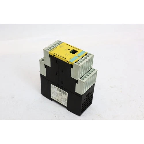 Siemens 3RK11051BE041CA0 3RK1105-1BE04-1CA0 Safety Relay (B784)