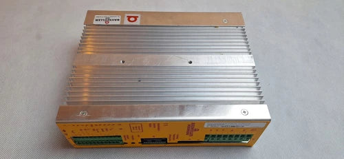 Controlador PLC Baum¨¹ller BUS3-10/20-31-020 BUS3-10/20-31-020