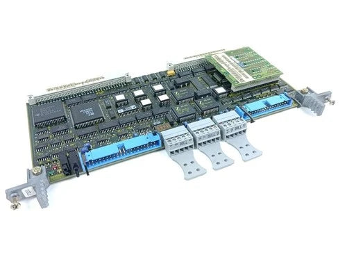 西门子 Simovert 6SE7090-0XX84-0​​AH2 T300 版本。 A + 6SE7098-0XX84-0​​AH0 顶部 ZUSTAND