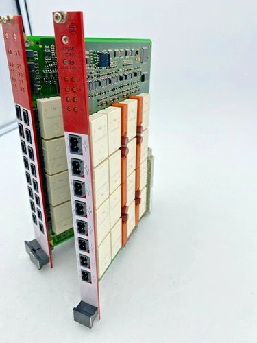 1pc Schneider Electric XPSMF Preventa XPS   XPS-MF  XPSMFDO801 relay output card