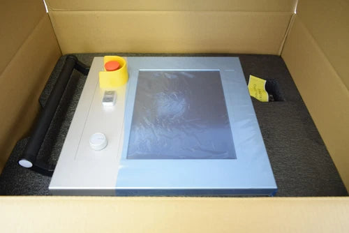 Siemens Simatic OEM Flat Panel 15T V2 Operator Terminal 6AV7466-2TB20-0ME1 A03