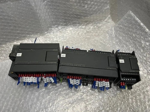 SIEMENS 6ES7 214-1AD22-0XB0 + 223-1BL22-0XA0 + 232-0HB22-0XA0