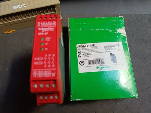 SCHNEIDER XPSAF5130P，安全继电器，环境保护！ FACTURA GARANT？发票