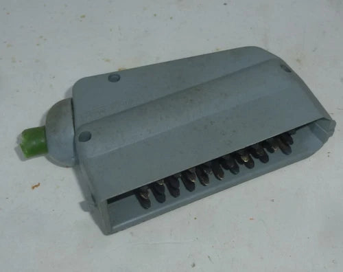 30 Pol Tuchel Stecker mit Geh?use            / LF 1