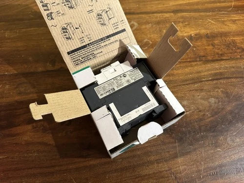 Schneider LC1D093BD contactor 4KW
Opens in a new window or tab