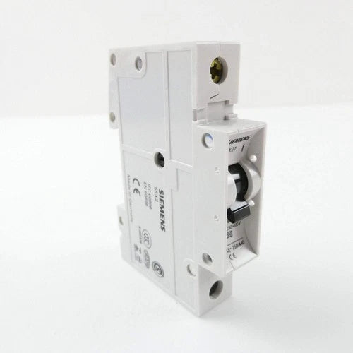 SIEMENS 5SX2 104-5 (~230/400V) CIRCUIT BREAKER