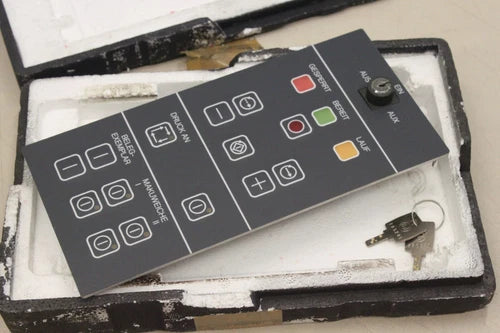 ABB Platine Hite 302703 R1 Operator Panel HITE302703R1 OVP