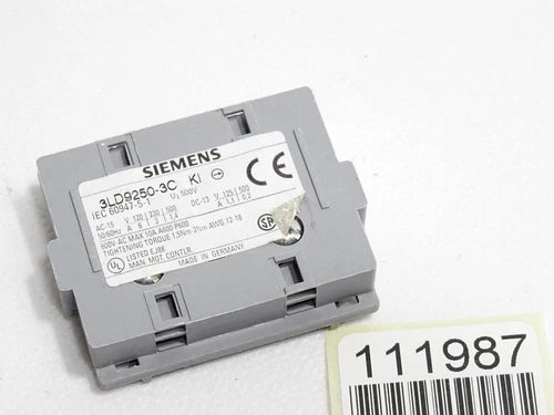 Siemens 3LD9250-3C KI Hilfsschalter 1S f¨¹r Bodenbefestigung