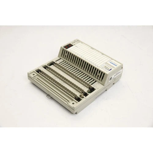 Schneider electric 170ADM35010 170PNT11020 TSX Momentum I/O Base 24VDC- (B485.1)