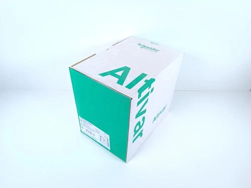Schneider Electric Altivar 320 ATV320U30N4C 3kW 3HP 400V UNUSED & OVP